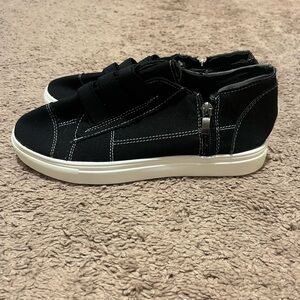 Black Slip-On Sneakers